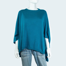 ROUND NECK PONCHO-2